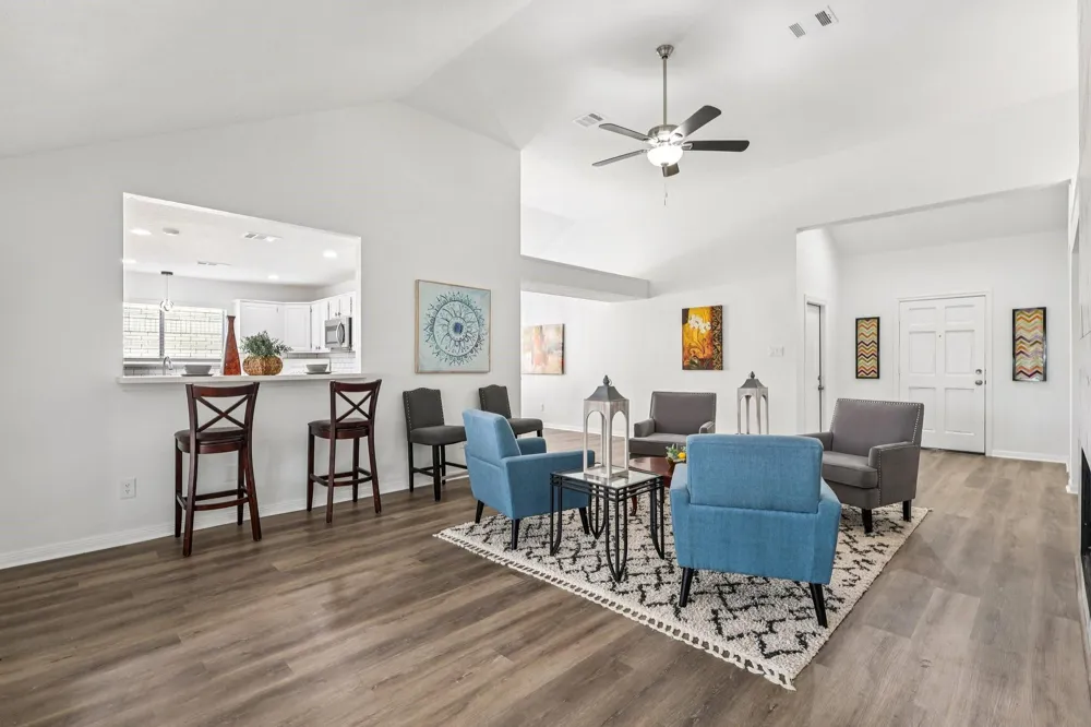 4634 Stonemede Drive Friendswood, TX 77546