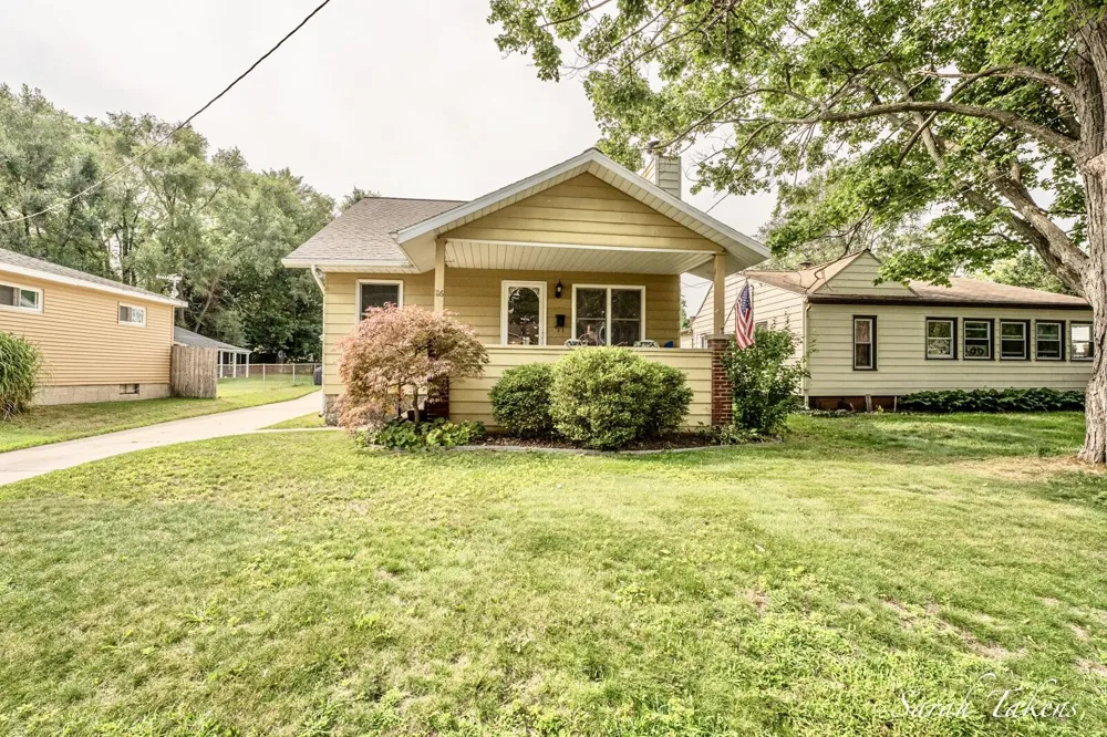 116 35th Street SE Grand Rapids, MI 49548