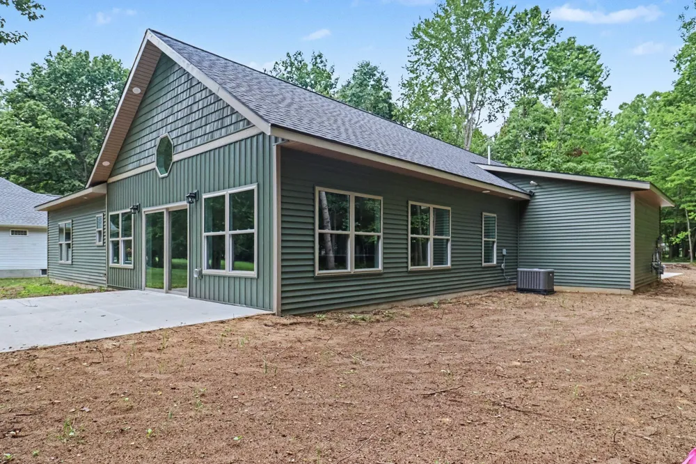 9621 Sunset Drive Stanwood, MI 49346