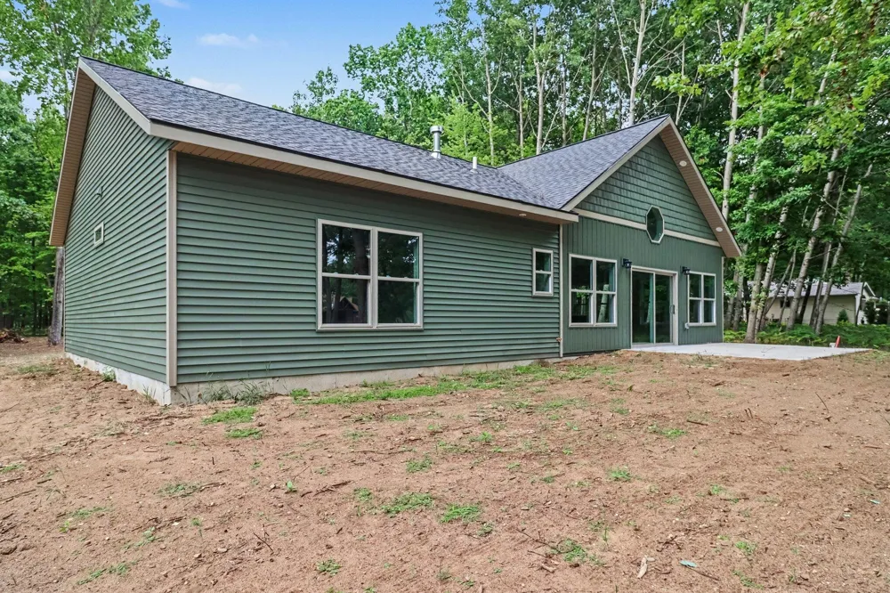 9621 Sunset Drive Stanwood, MI 49346