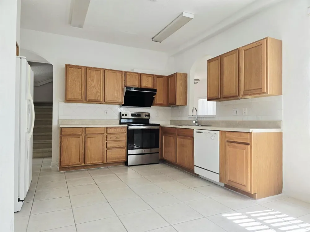 10589 NW 56th Place Coral Springs, FL 33076