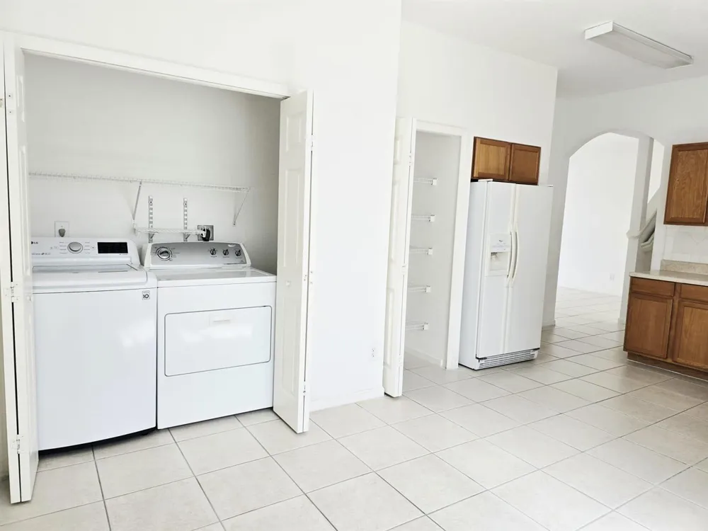 10589 NW 56th Place Coral Springs, FL 33076