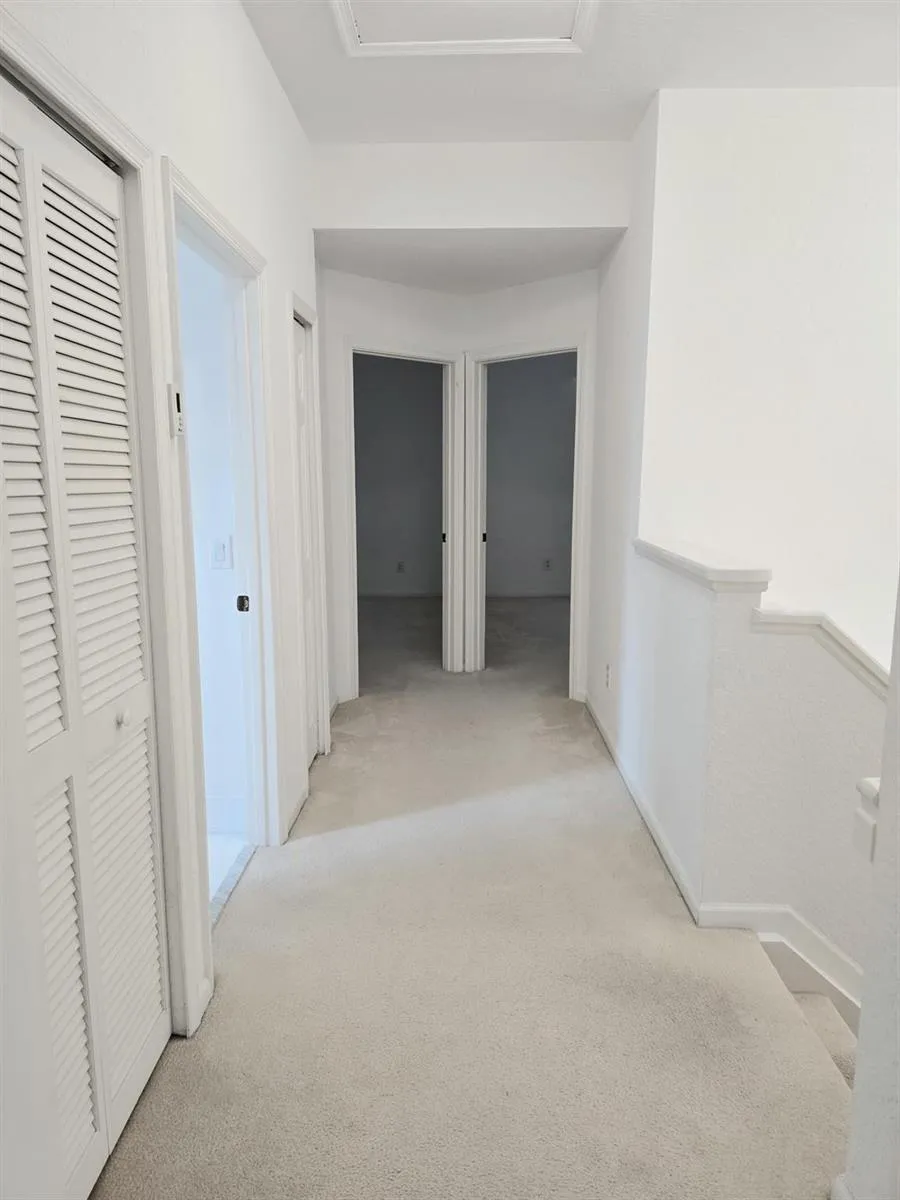 10589 NW 56th Place Coral Springs, FL 33076