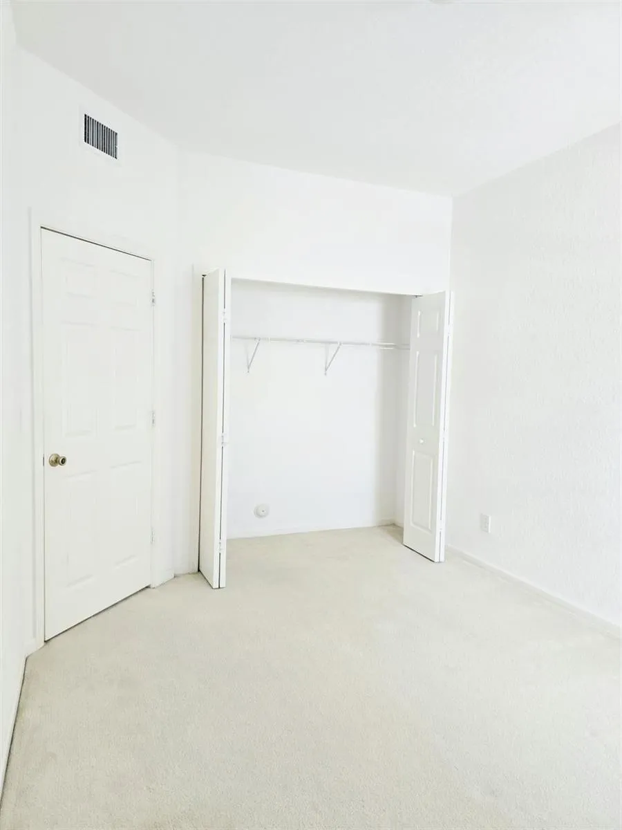 10589 NW 56th Place Coral Springs, FL 33076