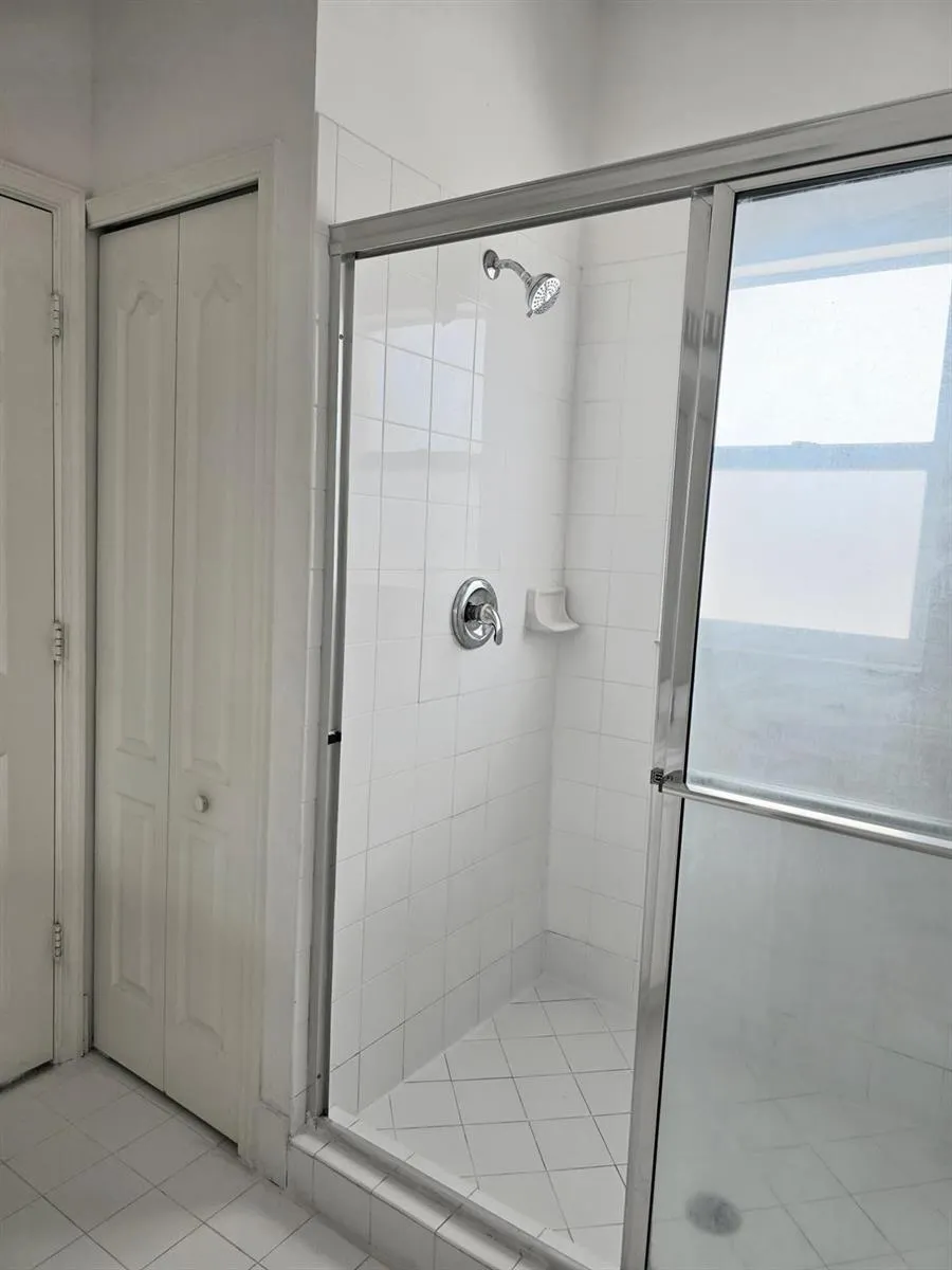 10589 NW 56th Place Coral Springs, FL 33076