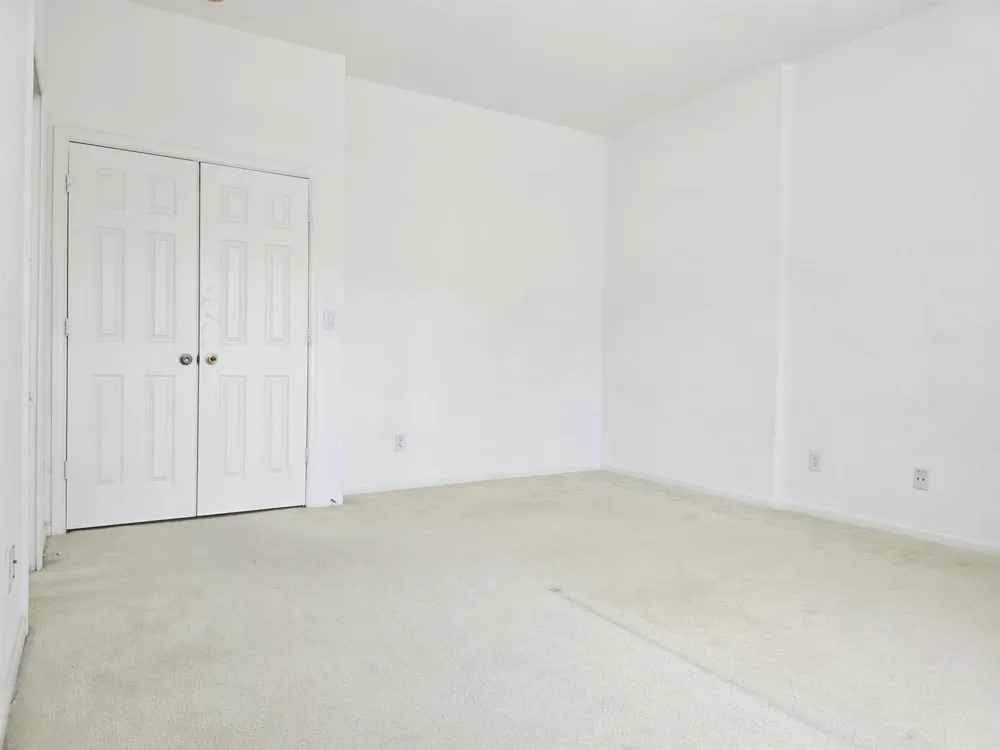 10589 NW 56th Place Coral Springs, FL 33076