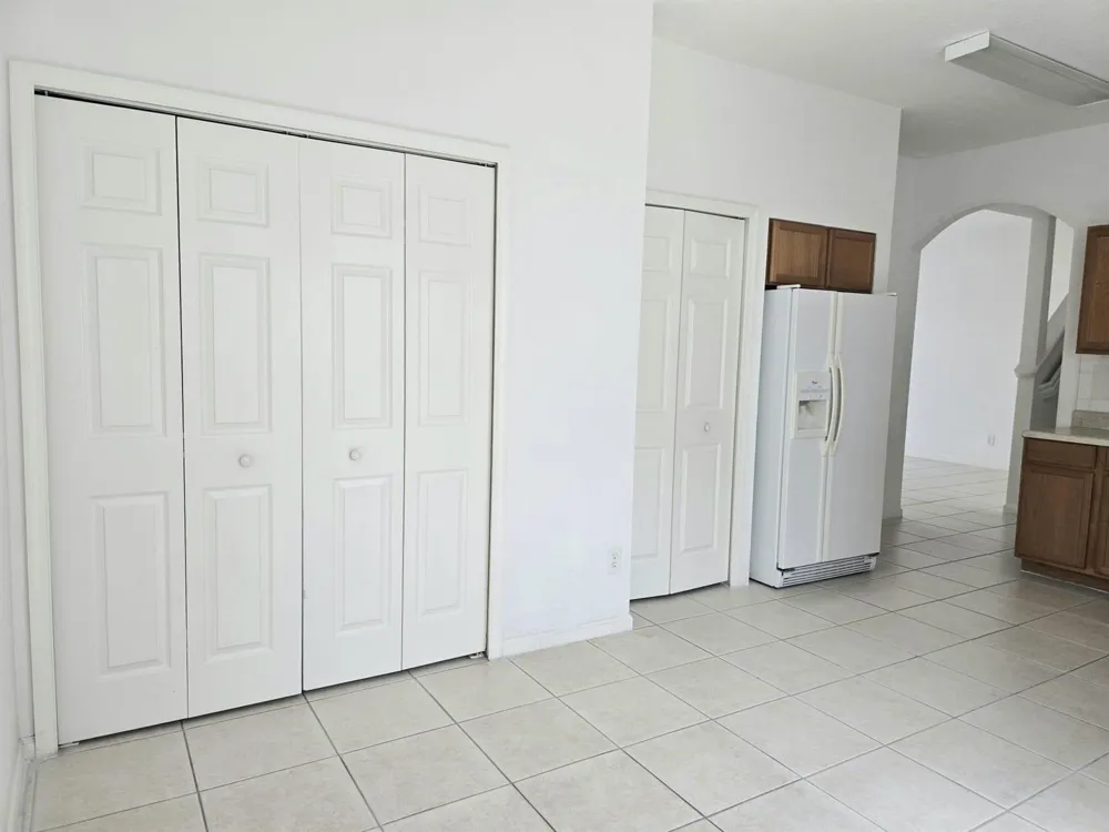 10589 NW 56th Place Coral Springs, FL 33076