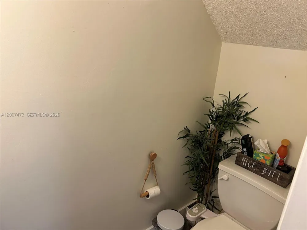 128 Riviera Cir #128 Weston, FL 33326