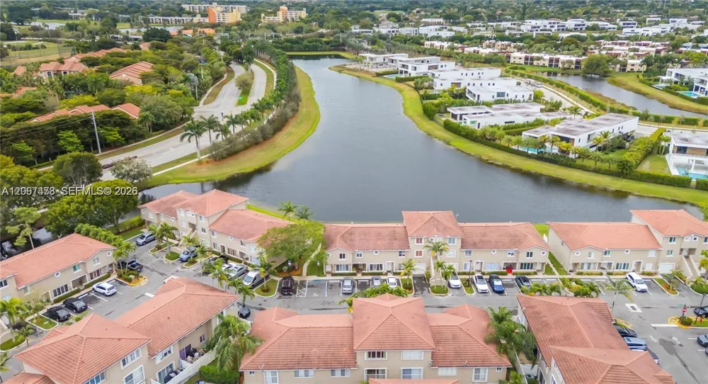 128 Riviera Cir #128 Weston, FL 33326