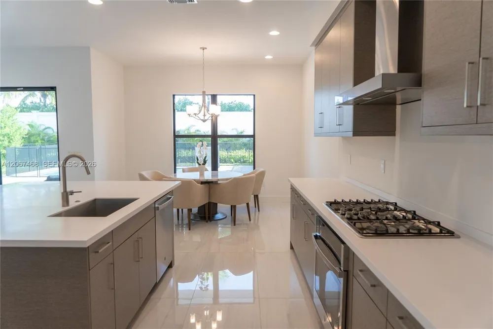 8151 Laurel Falls Dr Boca Raton, FL 33496