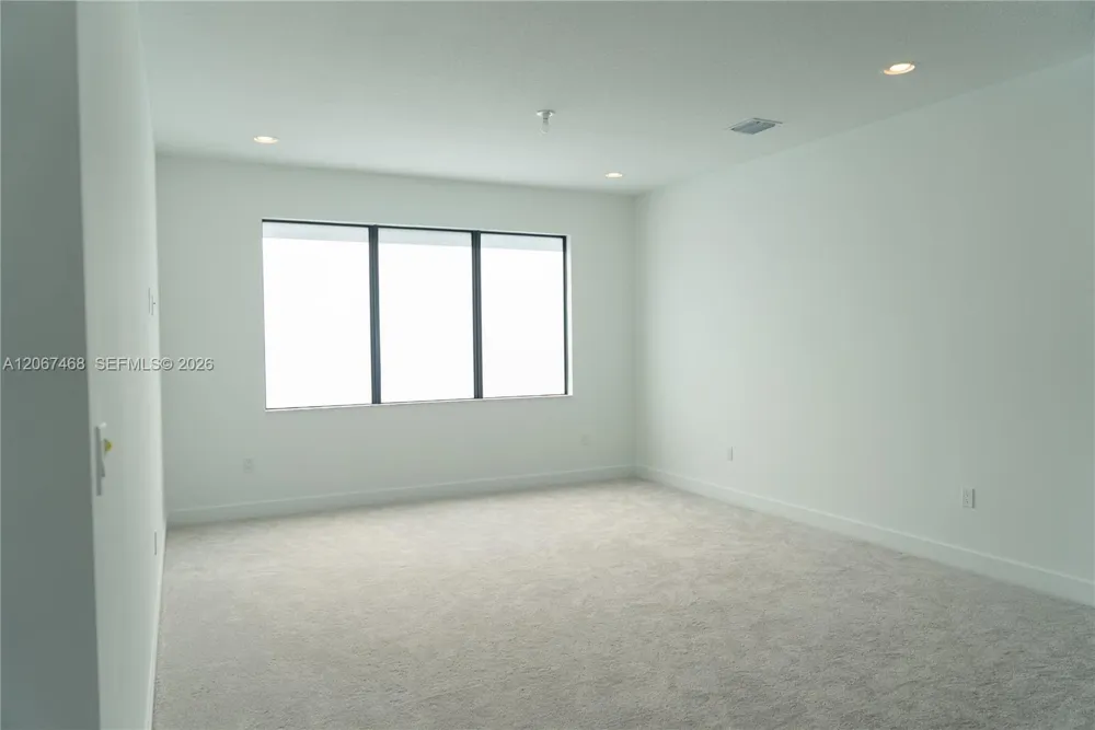 8151 Laurel Falls Dr Boca Raton, FL 33496