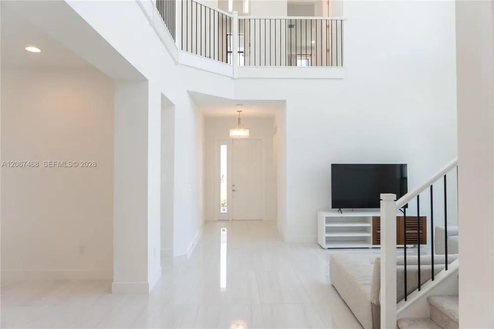 8151 Laurel Falls Dr Boca Raton, FL 33496