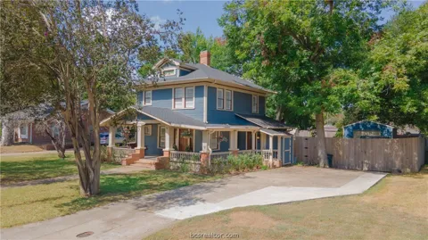 602 W Buck Street