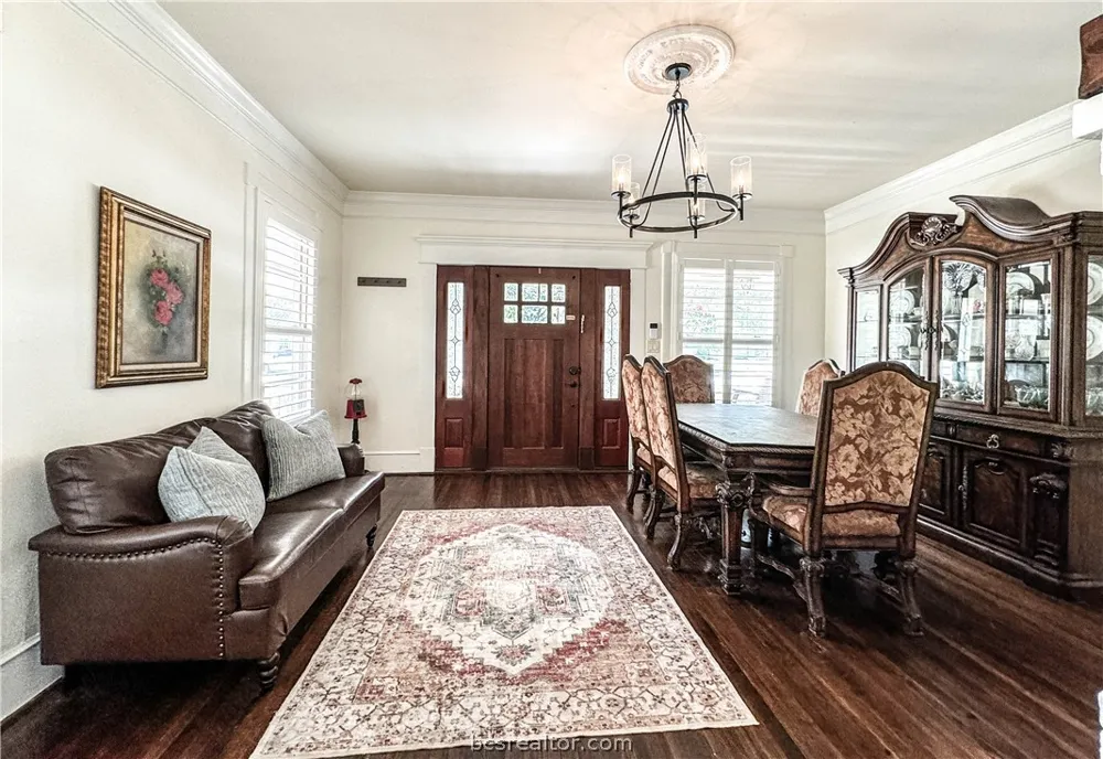 602 W Buck Street Caldwell, TX 77836