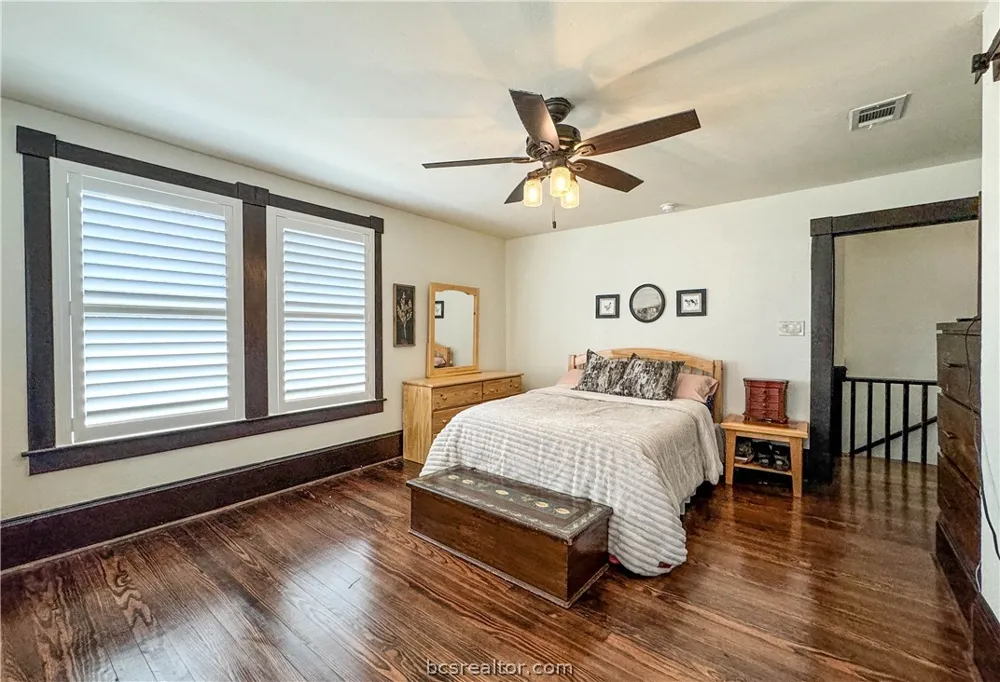 602 W Buck Street Caldwell, TX 77836