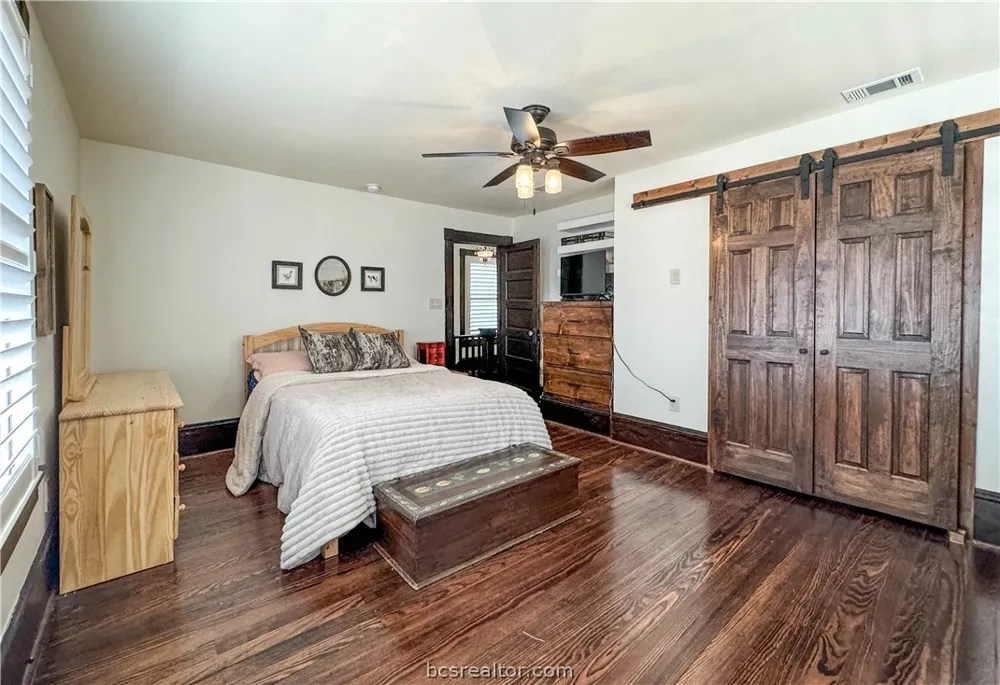 602 W Buck Street Caldwell, TX 77836