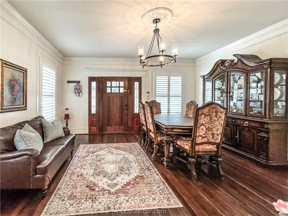 602 W Buck Street Caldwell, TX 77836