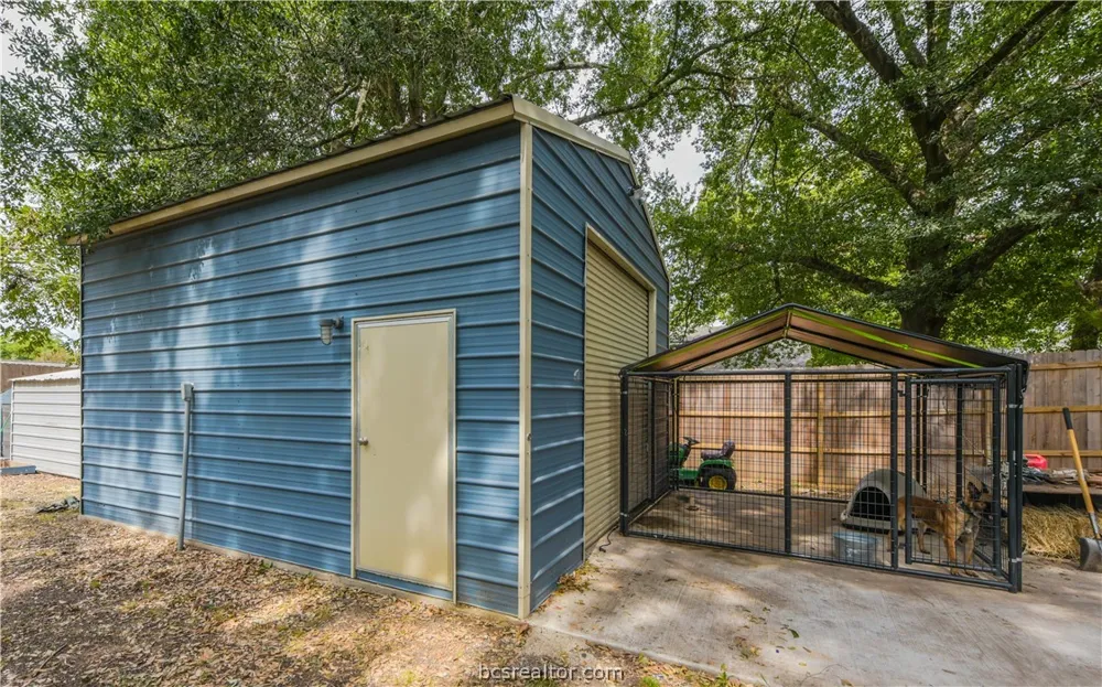 602 W Buck Street Caldwell, TX 77836