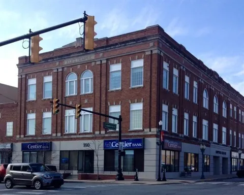 150 W Lincolnway #3002
