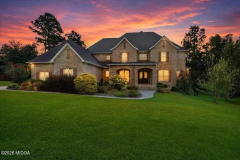 223 Yale Circle