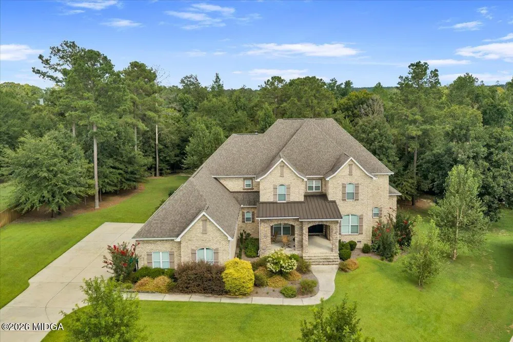 223 Yale Circle Bonaire, GA 31005