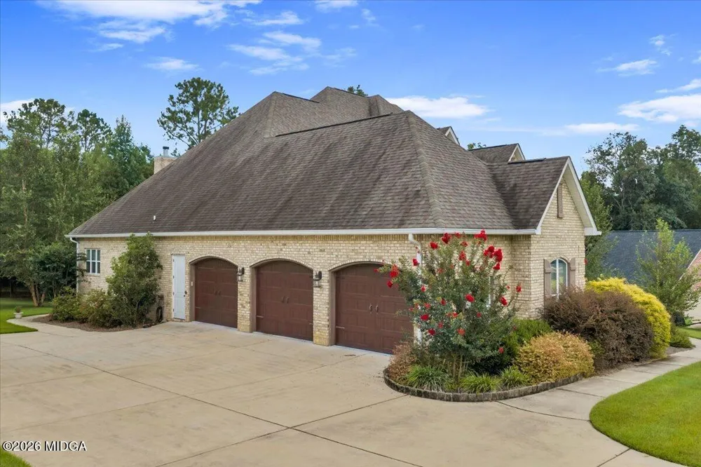 223 Yale Circle Bonaire, GA 31005