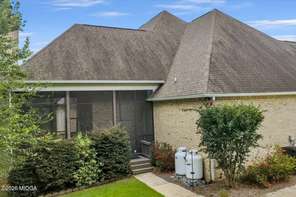 223 Yale Circle Bonaire, GA 31005