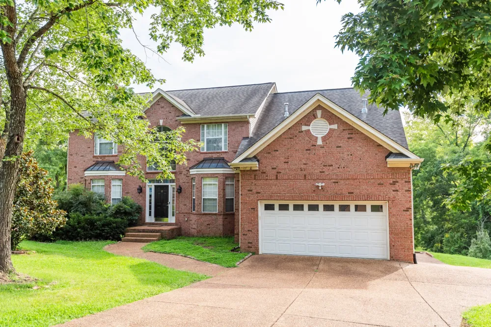814 Lynn Dr Goodlettsville, TN 37072