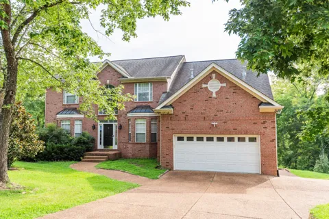 814 Lynn Dr