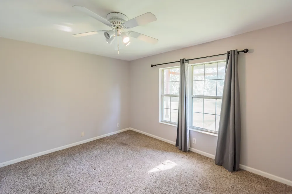 814 Lynn Dr Goodlettsville, TN 37072