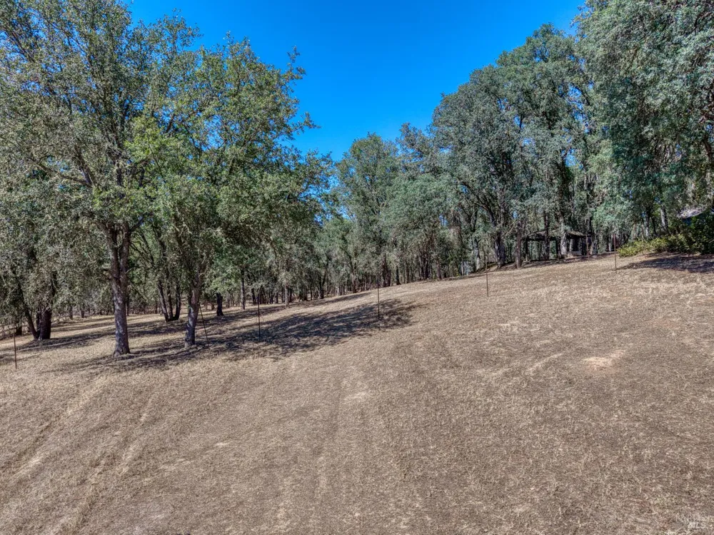 2875 Hill Road Lakeport, CA 95453