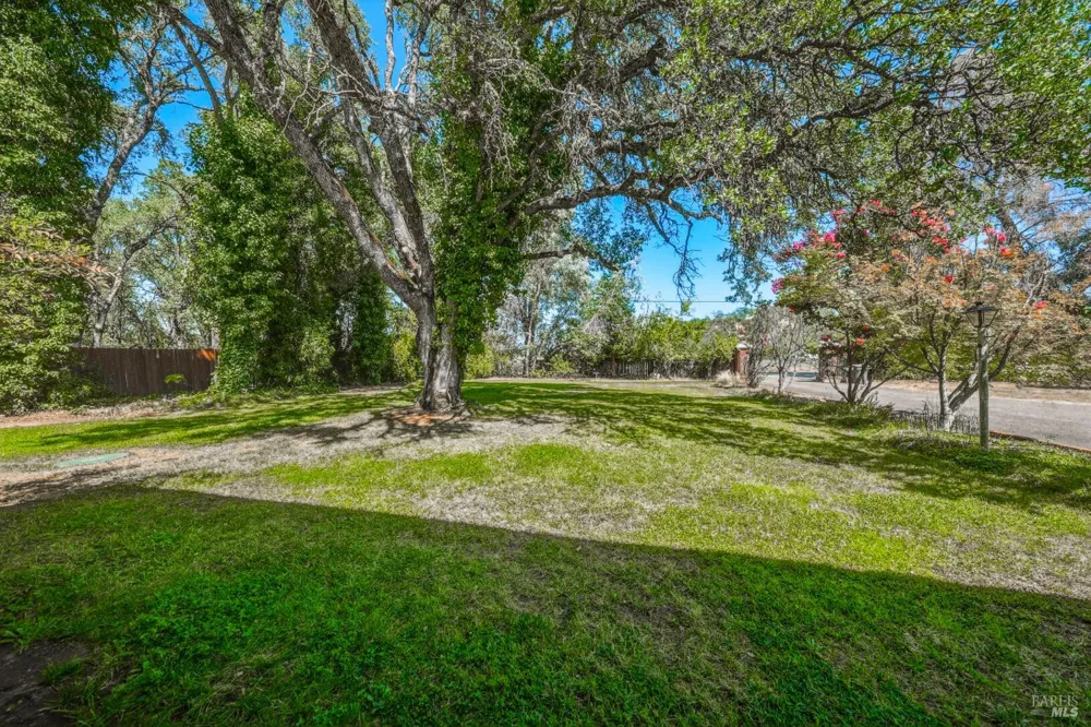 2875 Hill Road Lakeport, CA 95453