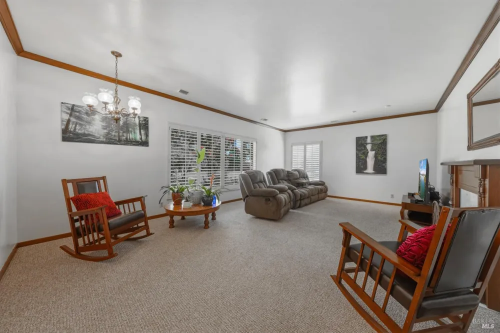 2875 Hill Road Lakeport, CA 95453