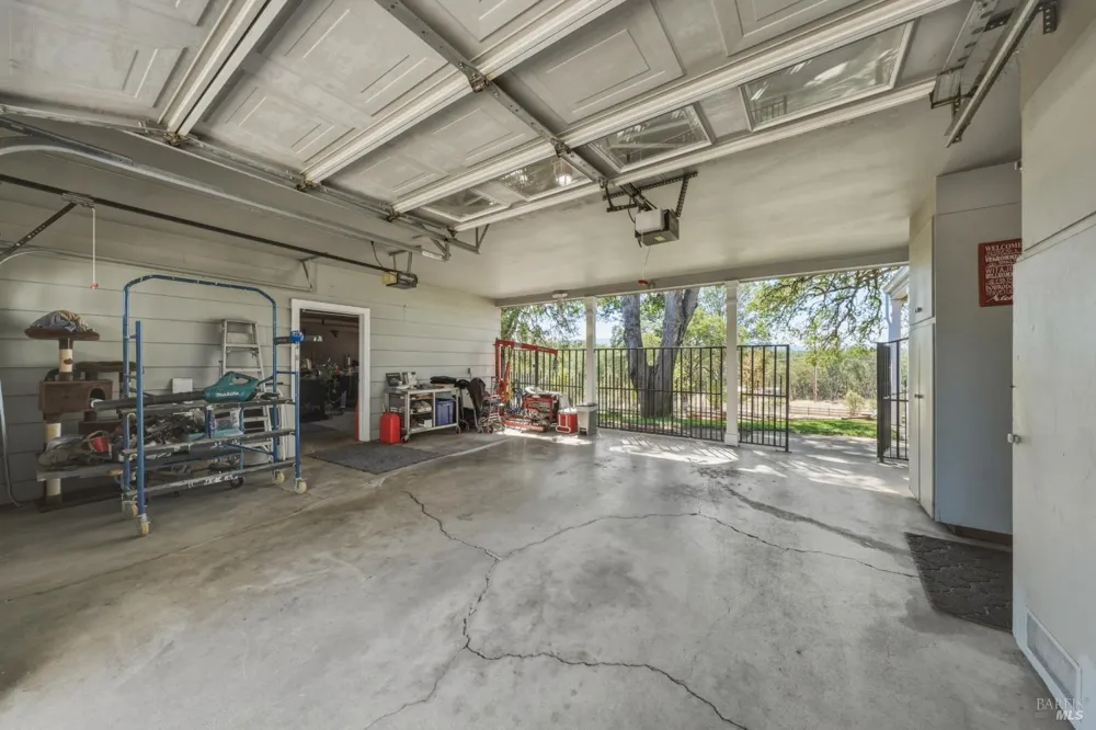 2875 Hill Road Lakeport, CA 95453