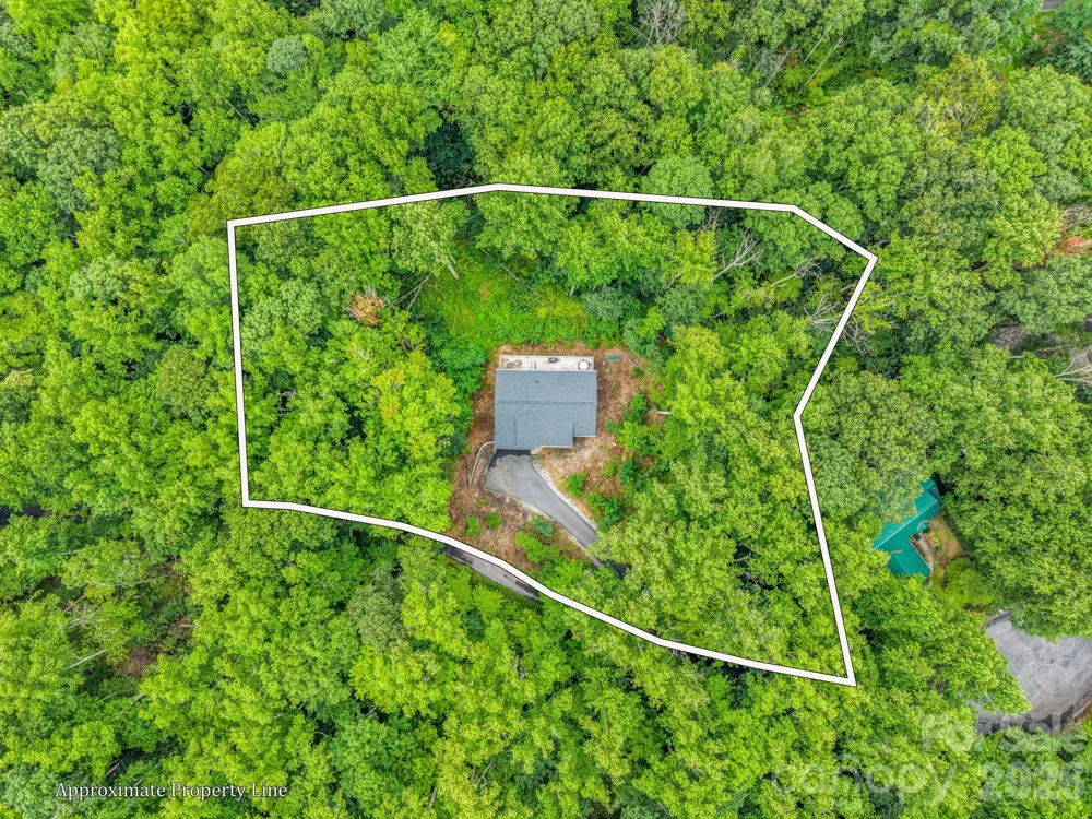 180 Ridgeview Drive Hendersonville, NC 28792