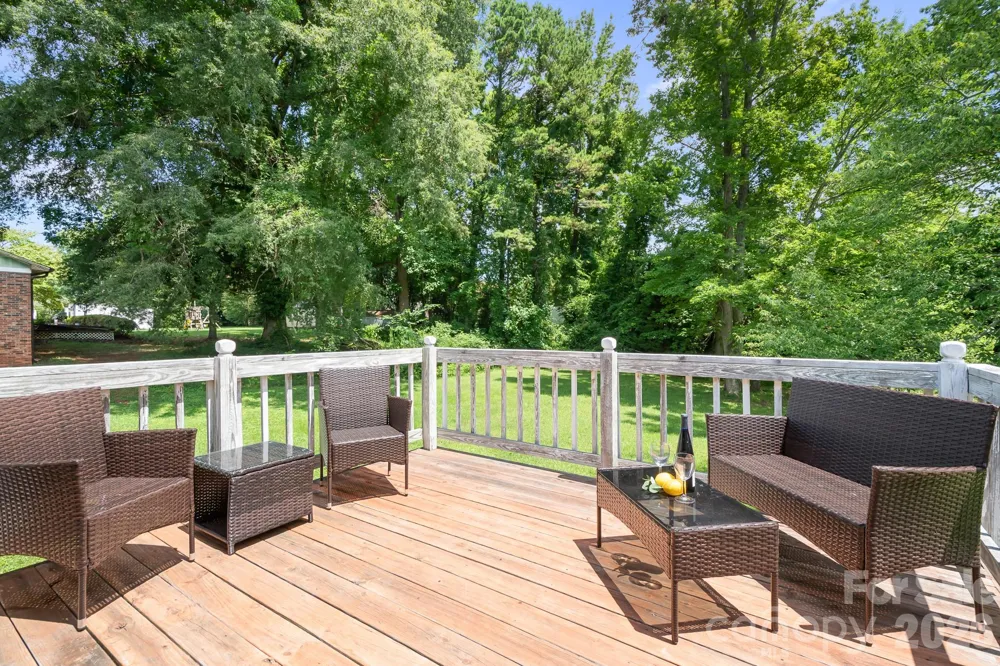 1009 Springs Road Lincolnton, NC 28092