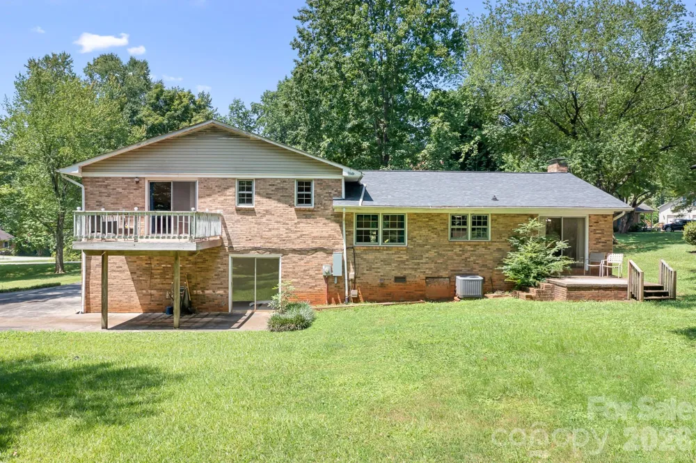 1009 Springs Road Lincolnton, NC 28092