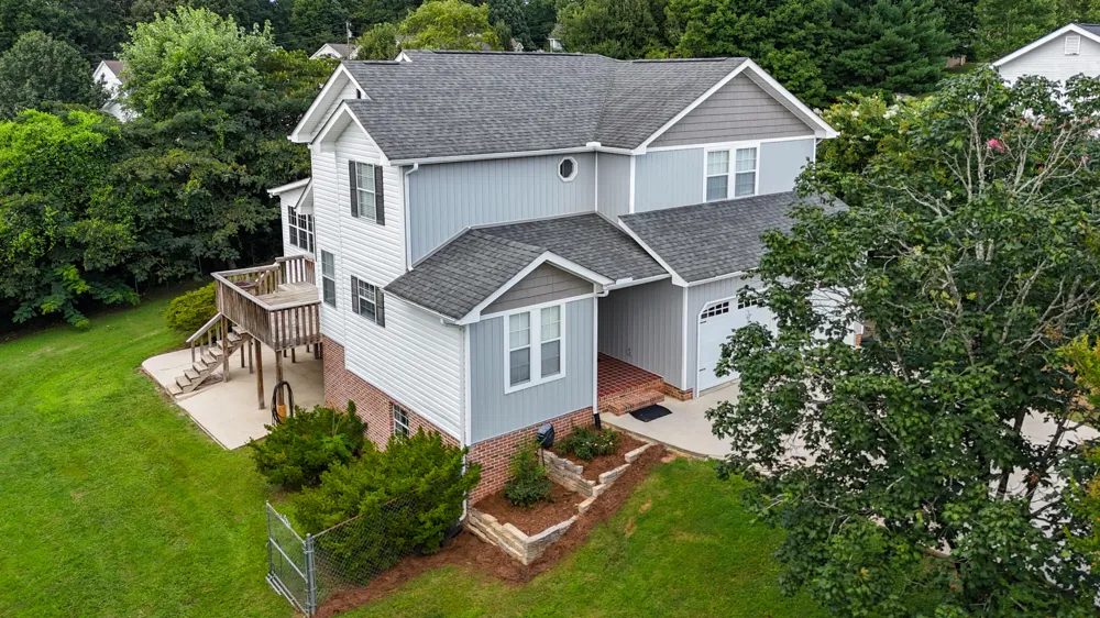 82 Edgewater Drive Ringgold, GA 30736