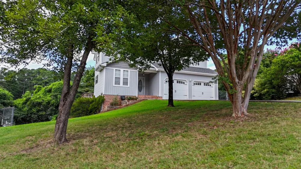 82 Edgewater Drive Ringgold, GA 30736