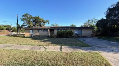 9403 Huntington Drive