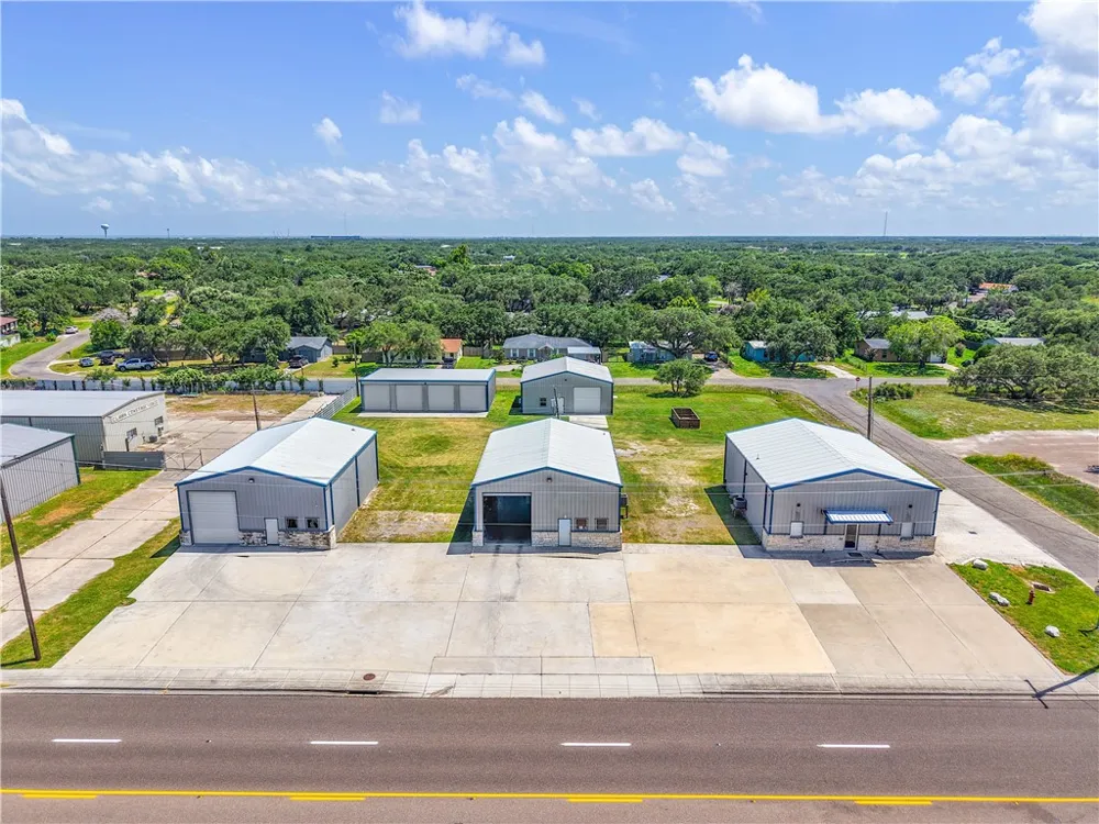 1125 W Market Street Rockport, TX 78382