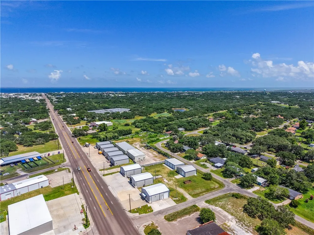 1125 W Market Street Rockport, TX 78382