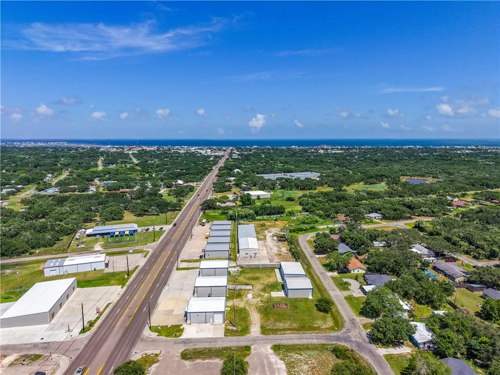 1125 W Market Street Rockport, TX 78382