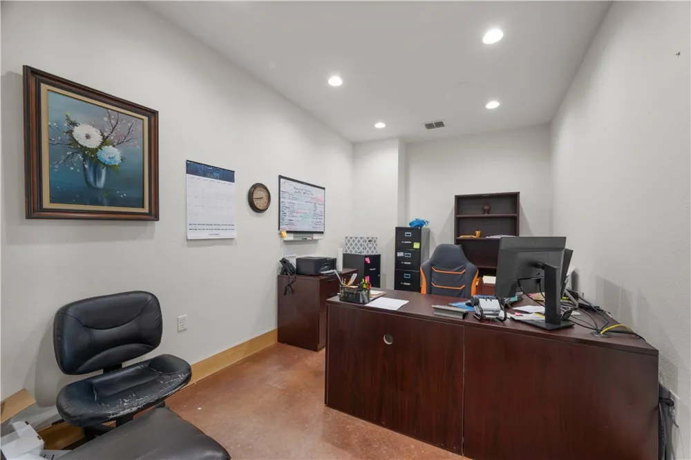 1125 W Market Street Rockport, TX 78382