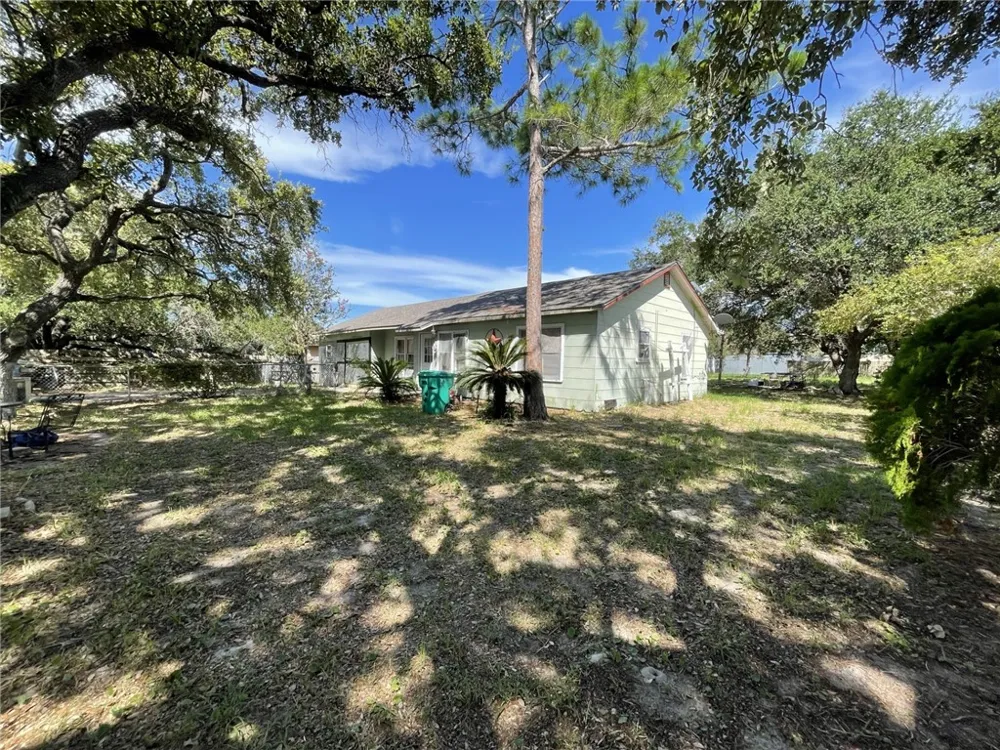 249 10th Street Aransas Pass, TX 78336