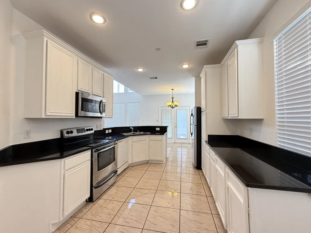 941 Englewood Lane Plano, TX 75025