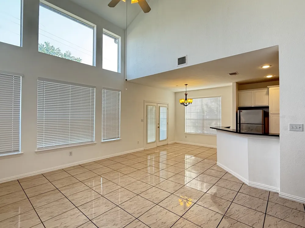 941 Englewood Lane Plano, TX 75025