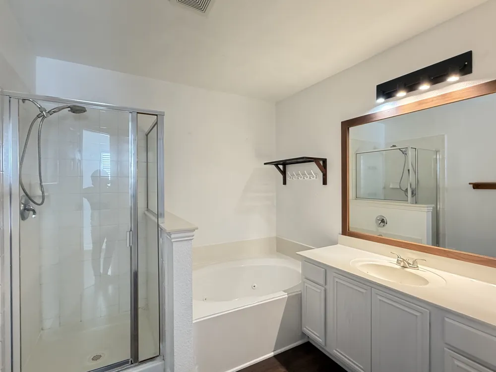 941 Englewood Lane Plano, TX 75025