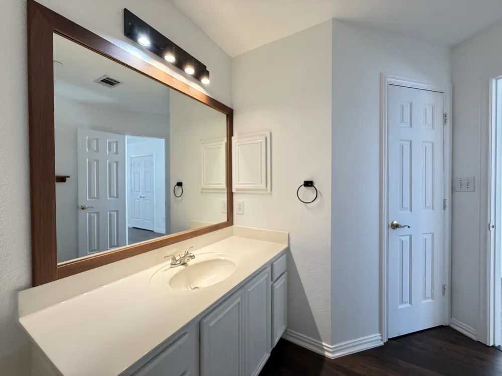 941 Englewood Lane Plano, TX 75025