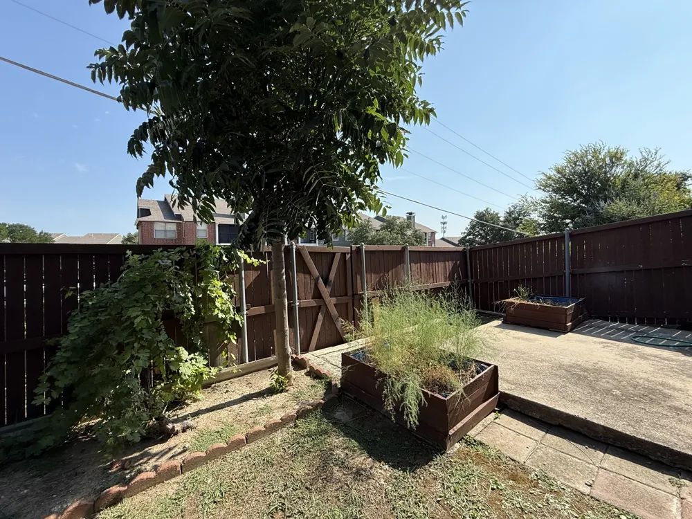 941 Englewood Lane Plano, TX 75025
